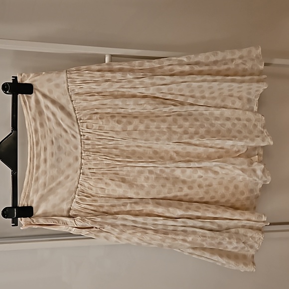 Dotted skirt - Picture 1 of 2